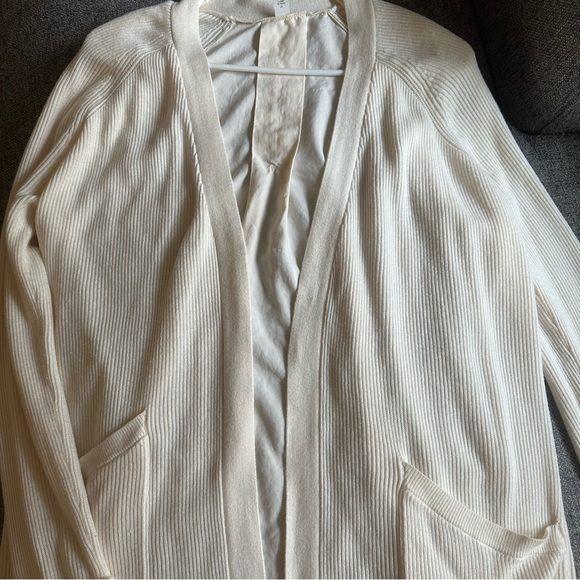 Lululemon Still At Ease Wrap (size 8) Angel Wing Color - Picture 10 of 11